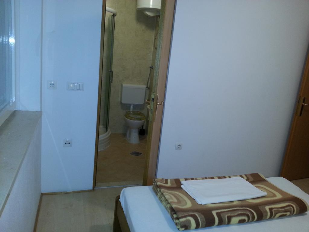 Apartmani Ante Crikvenica Exterior foto