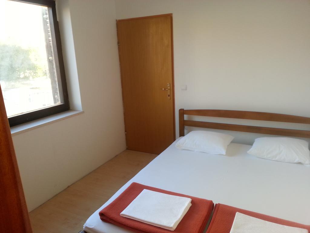 Apartmani Ante Crikvenica Exterior foto